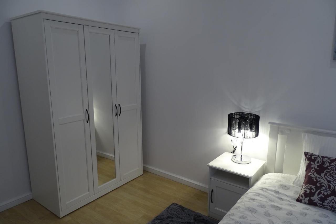 Apartament City Eyes Targul Vinului Sybin Zewnętrze zdjęcie